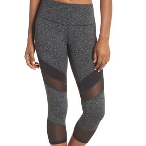 Like new cropped leggings